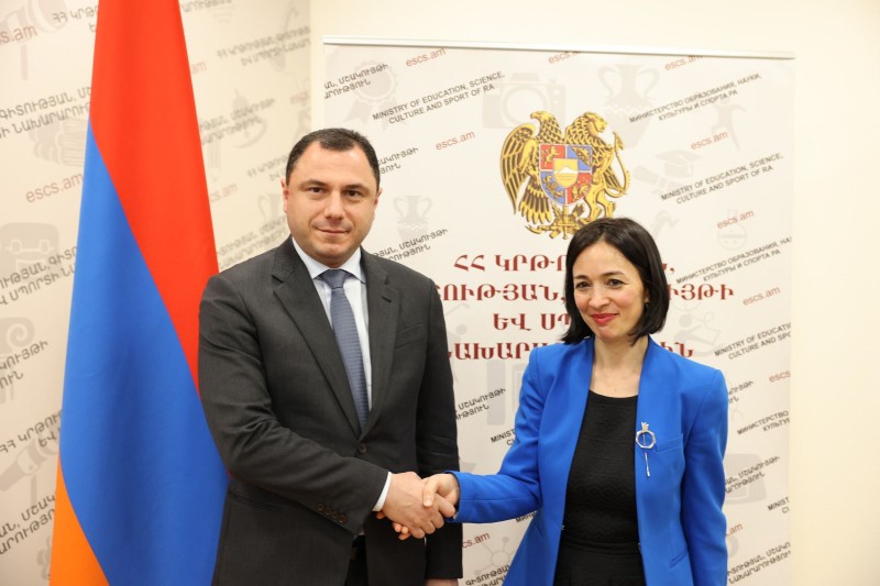 გიორგი ამილახვარმა სომხეთის განათლების, მეცნიერების, კულტურისა და სპორტის მინისტრთან სამუშაო შეხვედრა გამართა