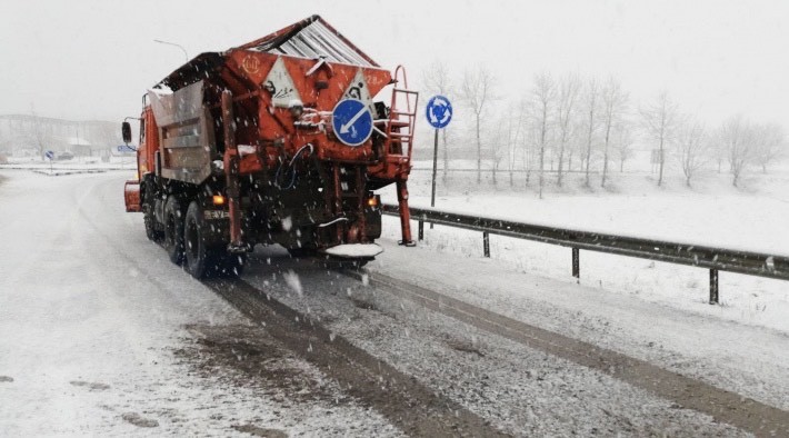 ხაშური-ახალციხე-ვალეს და ახალციხე-ნინოწმინდის გზებზე ცალკეული სახის ავტოტრანსპორტის მოძრაობა აკრძალულია