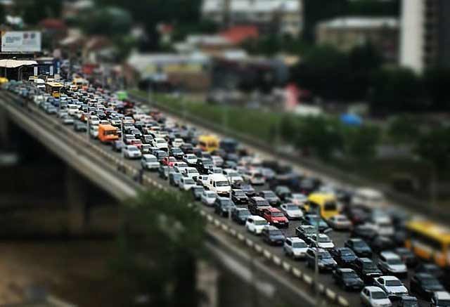 1-ელი იანვრიდან, გარკვეულ საათებში, დედაქალაქში დიდგაბარიტიანი ავტომანქანების მოძრაობა შეიზღუდება